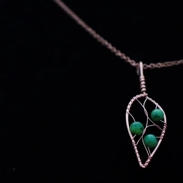 Blackthorn Leaf - Canadian Jade - Copper Necklace