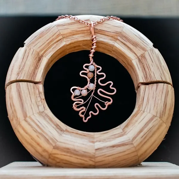 Bur Oak Leaf - Peach Moonstone - Copper Necklace