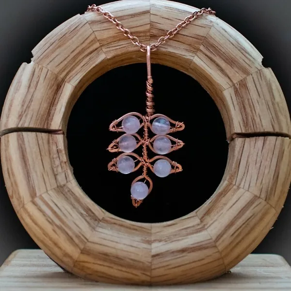 Elder Leaflet - Rose Quartz - Copper Necklace