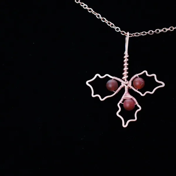 Holly Leaflet - Carnelian - Copper Necklace