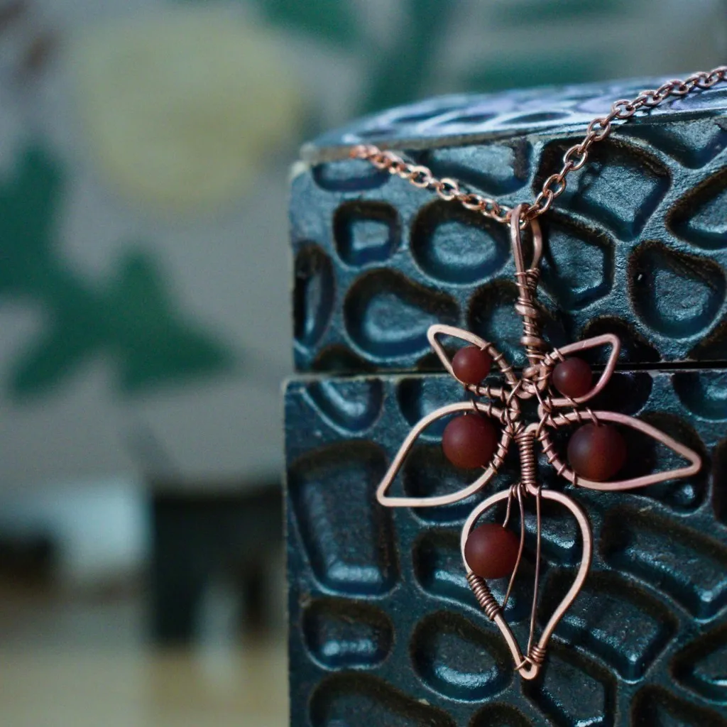 Blackberry Leaflet - Carnelian - Copper Necklace